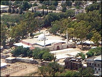 redmosque203.jpg