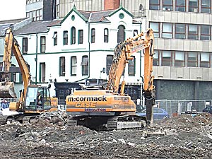 The Kitchen Bar with Digger