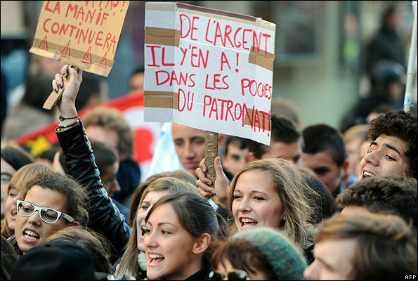 School students on march in Lille, 21 Oct 10