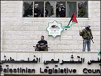 اسماعیل حانیا