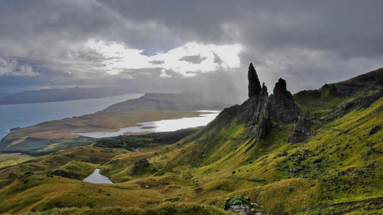 An Stòr san Eilean Sgitheanach