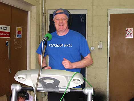 Ronnie Barbour runs for Sport Relief!