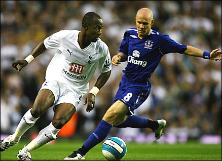 Zakora of Tottenham Hotspur and Johnson of Everton