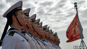 中国海军护航编队船舰在阿尔及利亚首都阿尔及尔停靠（新华社图片2/4/2013）