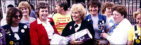 Anne Scargill and other Wom,en Against Pit Closures at Buckingham Palace, 1984-5