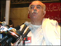 محمود اچکزئی (فائل فوٹو)