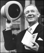 Alf Wight receiving is OBE. © World of James Herriot