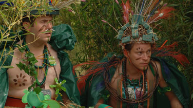 The Utapu tribe (Mark Evansm, Robert Webb) await their prey