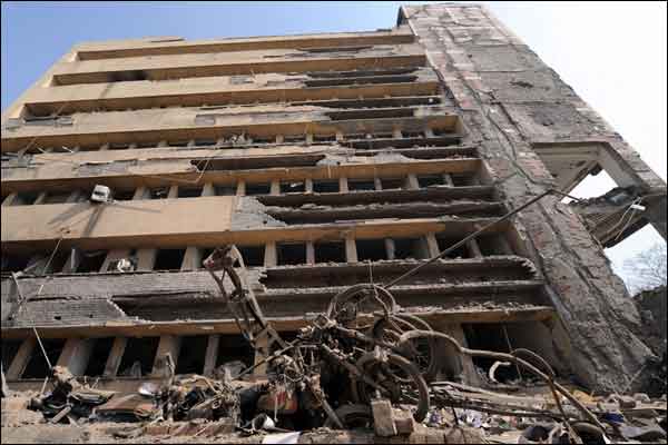 لاہور میں ایف آئی اے کی تباہ شدہ عمارت