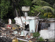 Deslizamento em Niterói. Foto AP/ Silvia Izquierdo