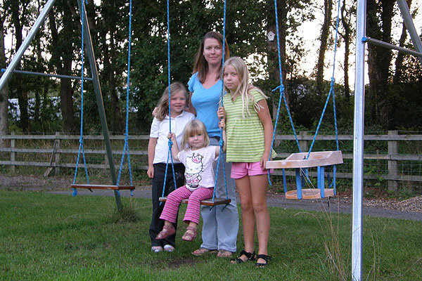 Cathy Stevens and her daughters