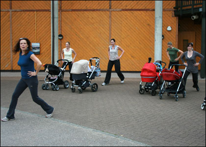 mums_kids_exercise_1_420.jpg