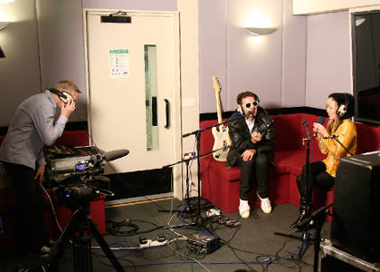 After the triumph of yesterday's Mark Ronson Live Lounge today is was the Ting Tings' turn to impress Chris Moyles with some festive live music.