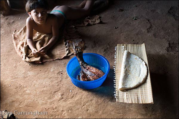 Refeição com peixe e tapioca