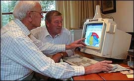 Picture: Ken Freeman and Ted Gill of North Norfolk HomeWatch scheme.