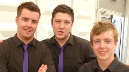 Nia efo Dafydd, Elin ac Andria