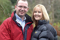 Jonah nôl adre yn Nhregarth gyda Catrin