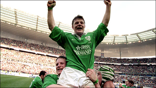 Brian O'Driscoll celebrates in 2000 after his hat-trick of tries gives Ireland their first victory in Paris since 1972.jpg