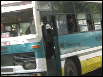 حادثہ کی شکار بس