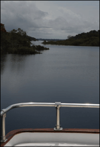 човен на Амазонці