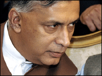 وزیراعظم شوکت عزیز