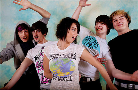 Underline the Sky, photo by Jen O'Neill