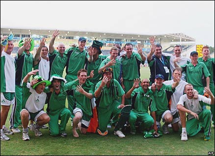 Ireland celebrate their win over Pakistan, 17 March 2007