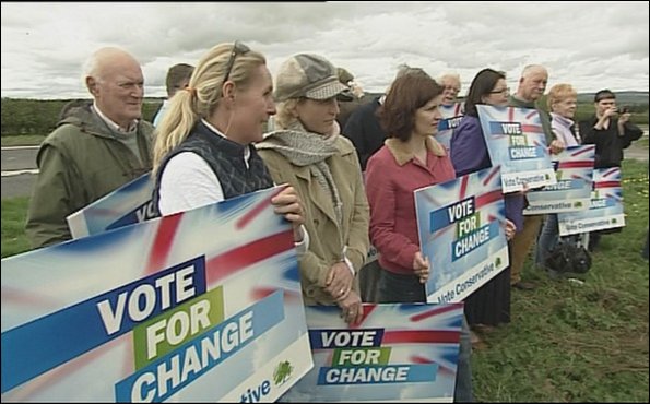 Conservative activists by the A1