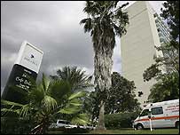 वूल्मर इसी होटल में थे