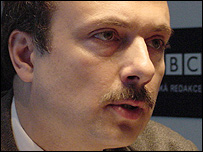 Miloš Kužvart ve studiu BBC