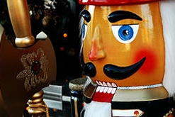 'Nutcracker', picture courtesy of R80o (Mark Strozier) on flickr.com