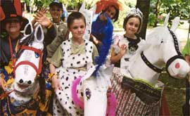 Children at the Banbury cockhorse festival