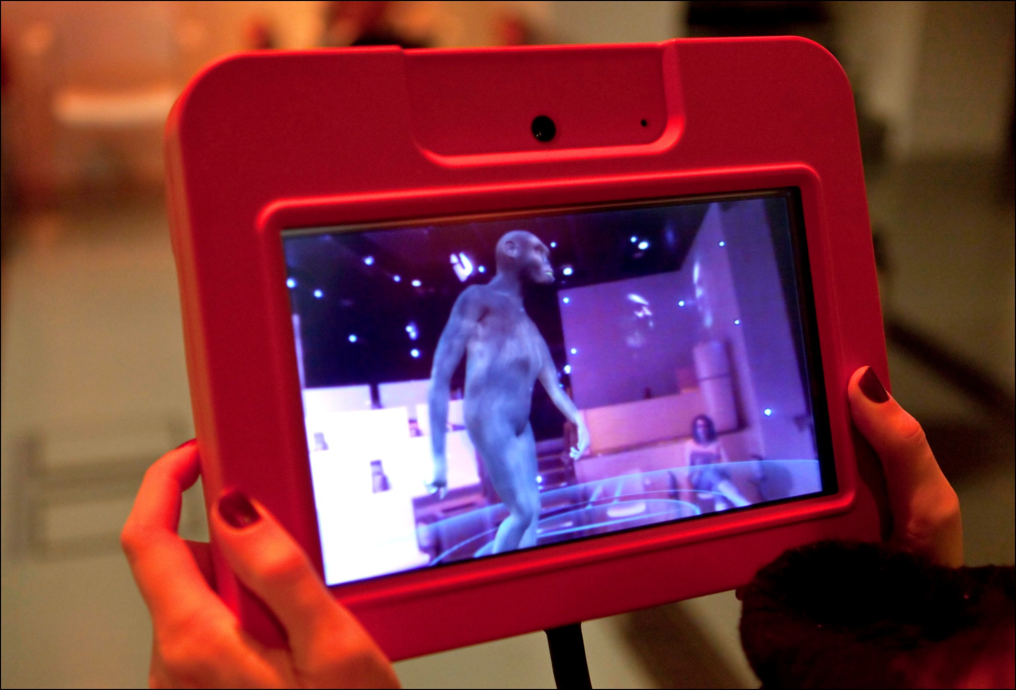 The Interactive Film show at the Natural History Museum uses special tablet devices to allow visitors to experience a unique viewpoint on virtual exhibits
