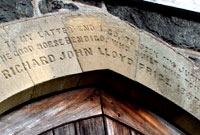 Beddrod RJ Price, Rhiwlas