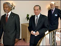 Annan ve Rum lider Papadopulos