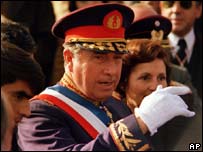 O general Auguto Pinochet