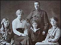 Frederick Plucknett and his family - Margaret's mother is 2nd left