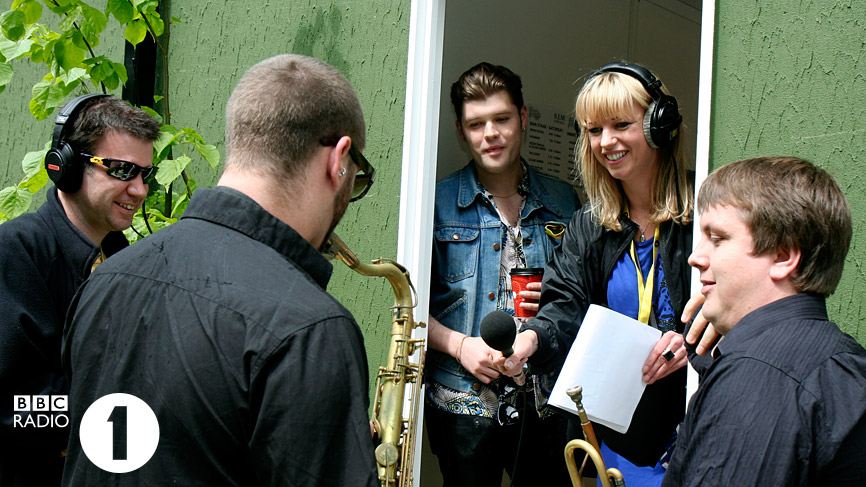 Daniel Merriweather, Sara Cox and band