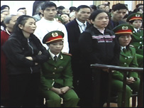 Giáo dân Thái Hà tại tòa