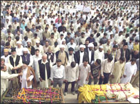 فول پروف انتظامات کے باوجود بھی بارگاہوں پر حملے