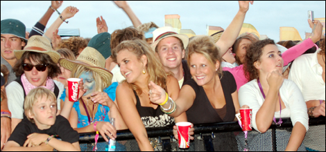 Jersey Live Sunday Crowd