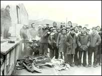 Keith Parker and pickets - Bickershaw pit 1984-85