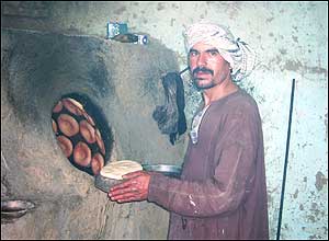 نانوا
