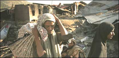 بالاکوٹ میں زلزلے کے متاثرین، پورا قصبہ تباہ ہوگیا 