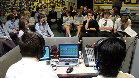 Ysgol Maes yr Yrfa, Cefneithin