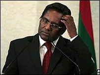 President Mohammed Waheed Hassan (AP photo)