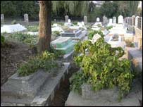 مانسہرہ کا قبرستان