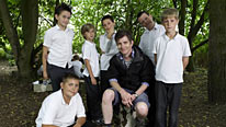 Gareth Malone continues his quest to improve the boys' literacy skills