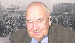 John Henry aged 84 (2004)