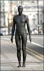 Statue on Waterloo Bridge
